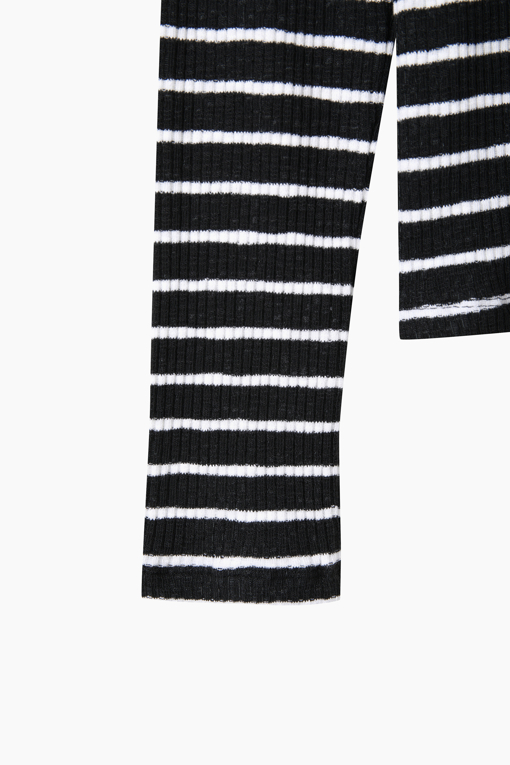 https://img.benettonmall.com/PARTS/KB/26F/BATS01641BB_MB_D3.jpg