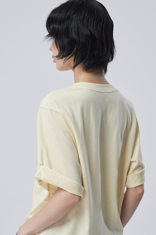 https://img.benettonmall.com/PARTS/KB/26F/BATS03641YE_MB_D3.jpg?cb=1788777022