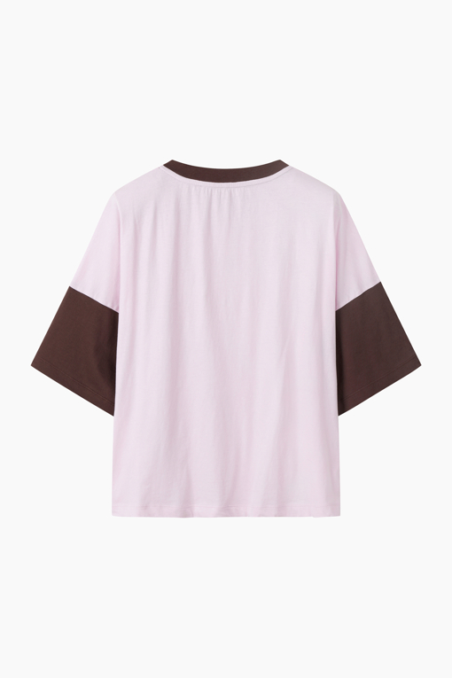 https://img.benettonmall.com/PARTS/KB/26F/BATS04641PK_MB_D11.jpg?cb=1788777022