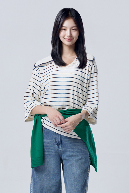 https://img.benettonmall.com/PARTS/KB/26F/BATS05641CR_MB_D0.jpg?cb=1788777022