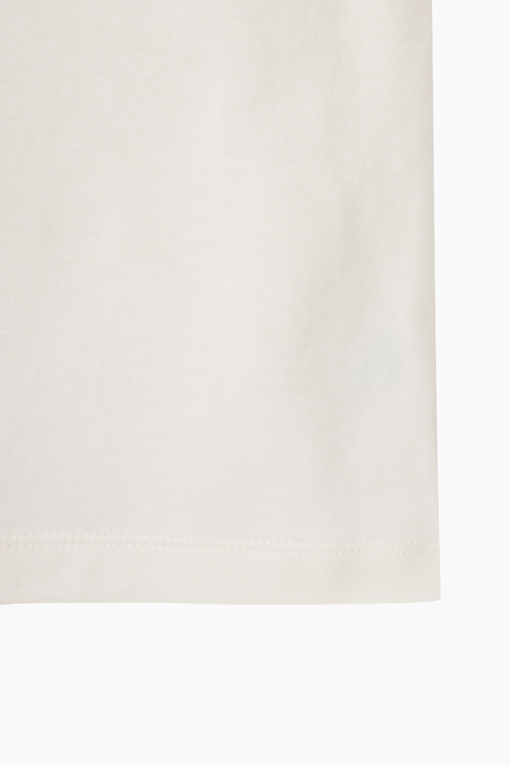 https://img.benettonmall.com/PARTS/KB/26F/BATS06641IV_MB_D15.jpg?cb=1788777022
