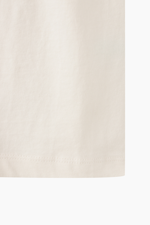 https://img.benettonmall.com/PARTS/KB/26F/BATS10641IV_MB_D5.jpg