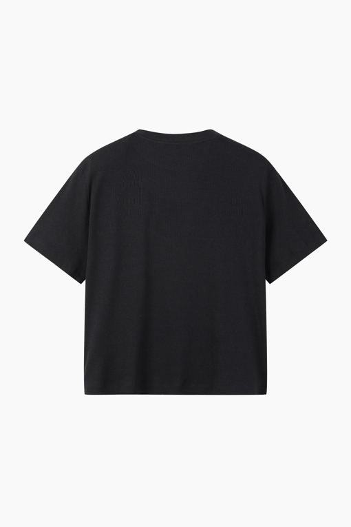 https://img.benettonmall.com/PARTS/KB/26F/BATS31641BK_MB_D11.jpg?cb=1788777022