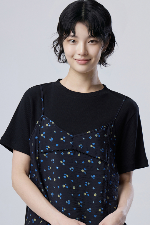 https://img.benettonmall.com/PARTS/KB/26F/BATS31641BK_MB_D2.jpg?cb=1788777022