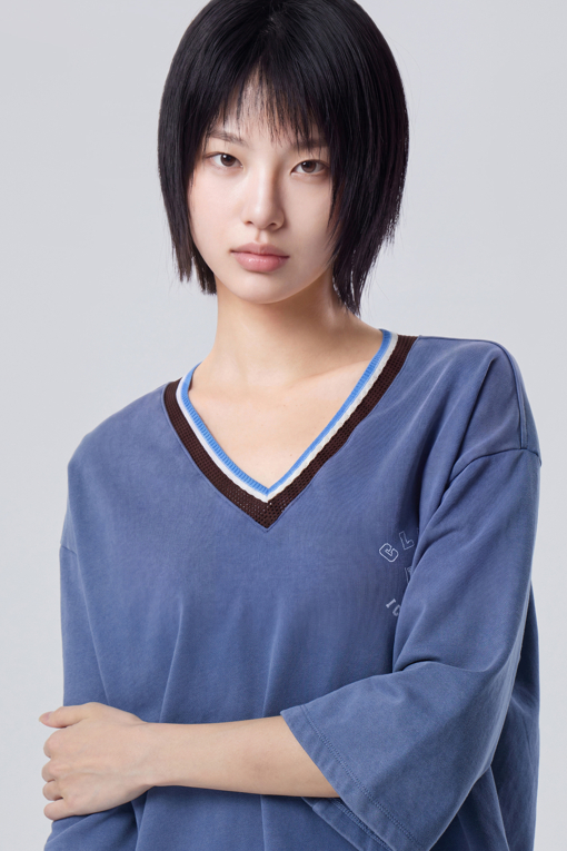 https://img.benettonmall.com/PARTS/KB/26F/BATS38641BL_MB_M2.jpg?cb=1788777022