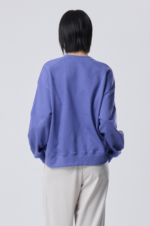 https://img.benettonmall.com/PARTS/KB/26F/BATS41641PP_MB_M1.jpg?cb=1788777022