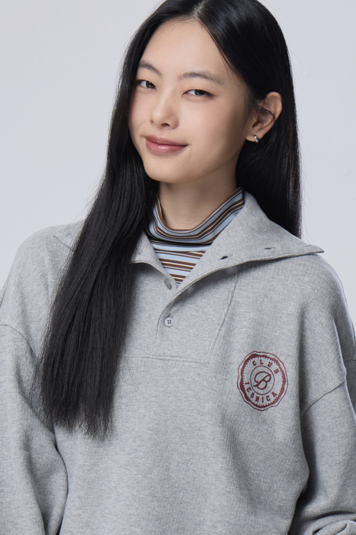 https://img.benettonmall.com/PARTS/KB/26F/BATS70661GR_MB_M2.jpg