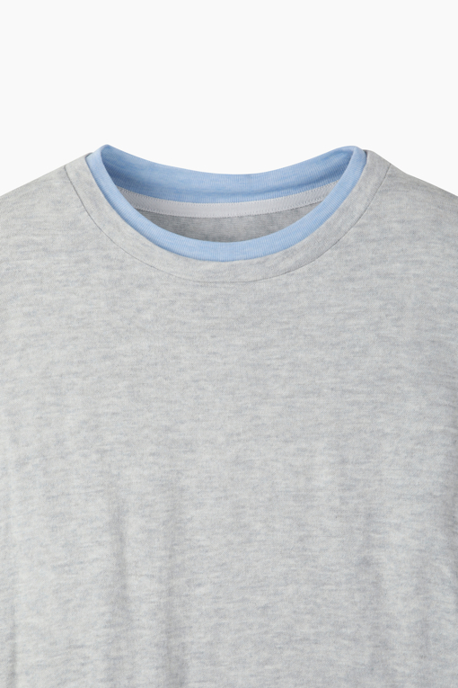 https://img.benettonmall.com/PARTS/KB/26F/BATS72661GR_MB_D2.jpg