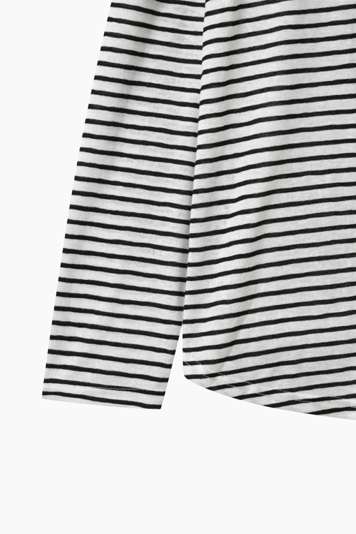 https://img.benettonmall.com/PARTS/KB/26F/BATSE1641BK_MB_D13.jpg