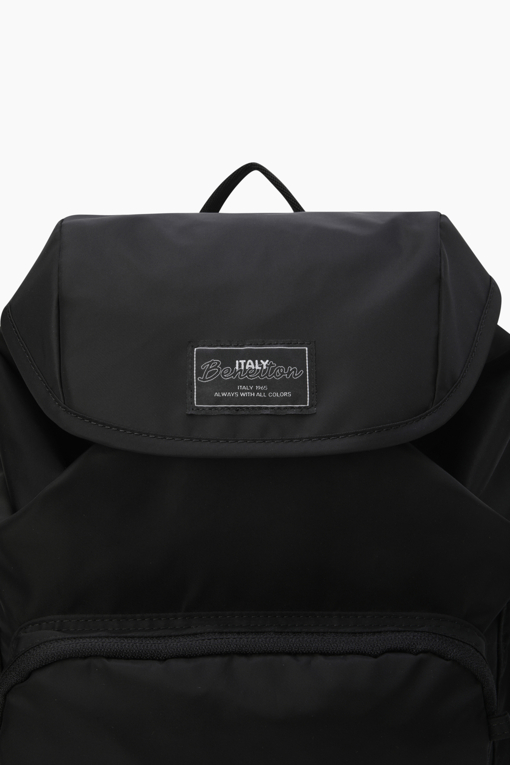 https://img.benettonmall.com/PARTS/KB/26F/BCBG01641BK_MB_D3.jpg?cb=1788777022