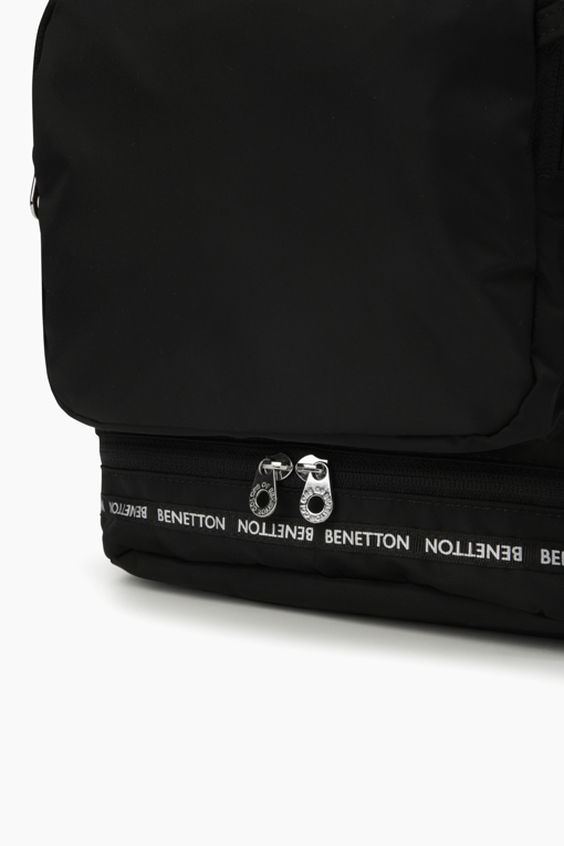 https://img.benettonmall.com/PARTS/KB/26F/BCBG01641BK_MB_D4.jpg?cb=1788777022
