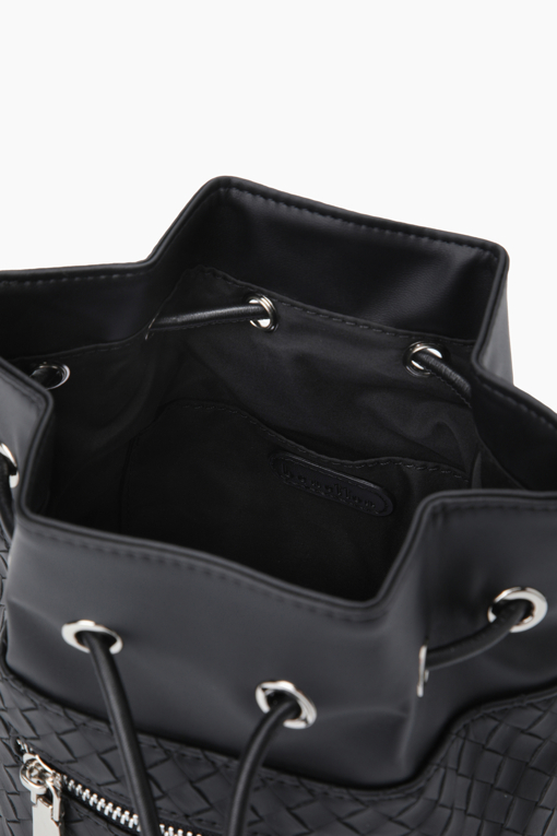 https://img.benettonmall.com/PARTS/KB/26F/BCBG02641BK_MB_D6.jpg?cb=1788777022