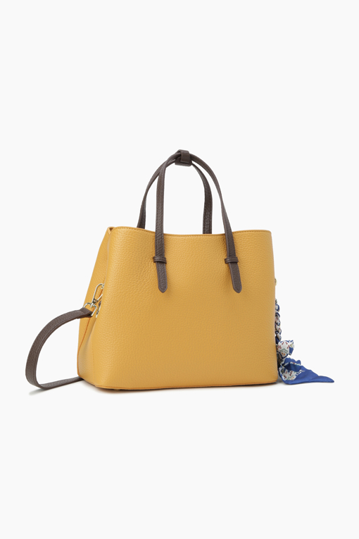 https://img.benettonmall.com/PARTS/KB/26F/BCBG03641MS_MB_D1.jpg