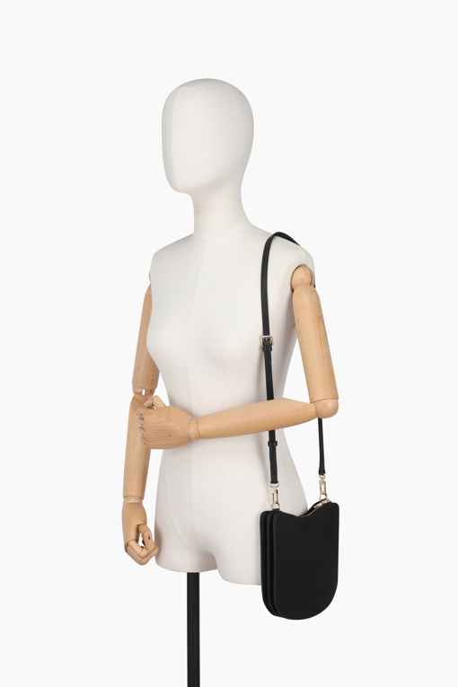 https://img.benettonmall.com/PARTS/KB/26F/BCBG04641BK_MB_D8.jpg?cb=1788777022