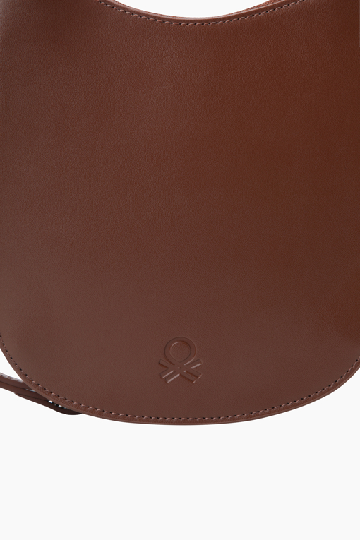 https://img.benettonmall.com/PARTS/KB/26F/BCBG04641BR_MB_D3.jpg?cb=1788777022