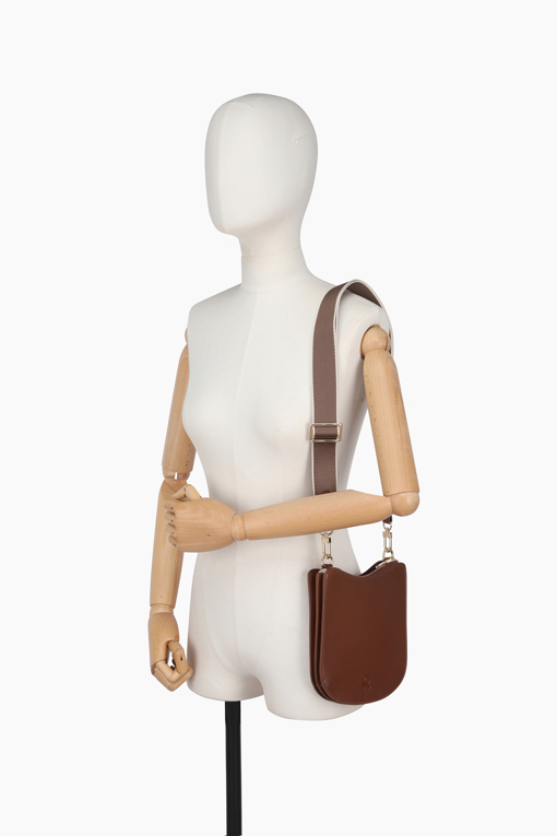 https://img.benettonmall.com/PARTS/KB/26F/BCBG04641BR_MB_D9.jpg?cb=1788777022