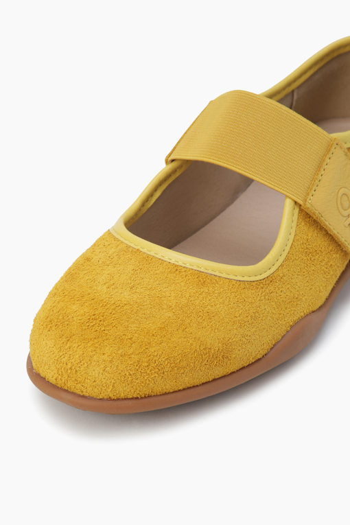 https://img.benettonmall.com/PARTS/KB/26F/BCSH01641MS_MB_D2.jpg?cb=1788777022