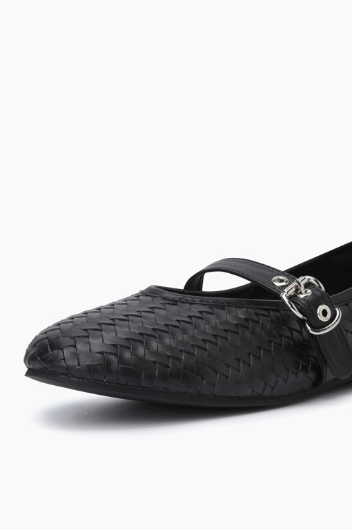 https://img.benettonmall.com/PARTS/KB/26F/BCSH02641BK_MB_D2.jpg?cb=1788777022