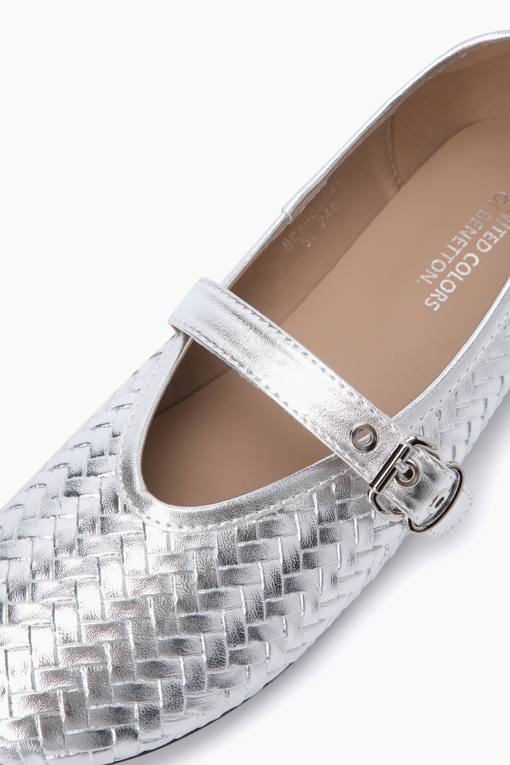 https://img.benettonmall.com/PARTS/KB/26F/BCSH02641SI_MB_D3.jpg?cb=1788777022