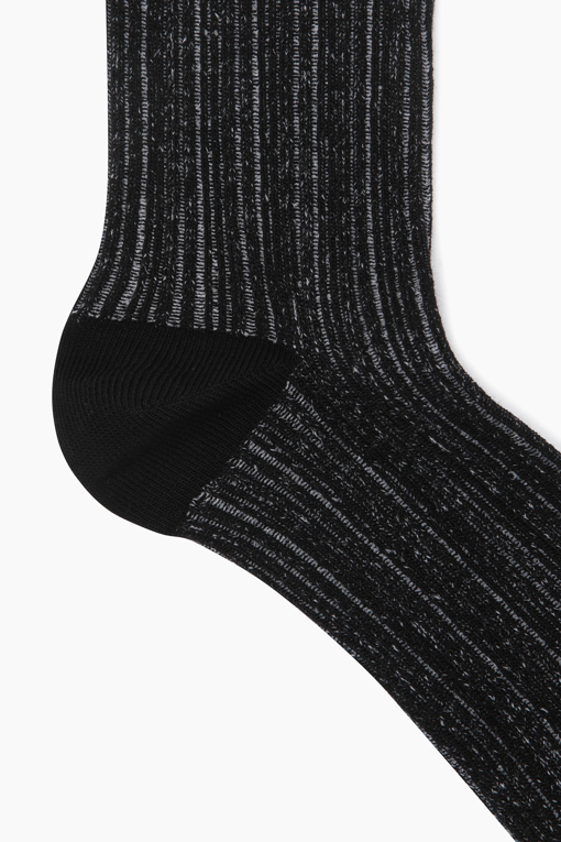 https://img.benettonmall.com/PARTS/KB/26F/BCSO01641BK_MB_D3.jpg?cb=1788777022
