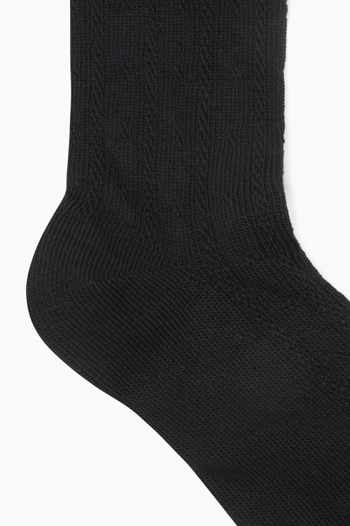 https://img.benettonmall.com/PARTS/KB/26F/BCSO02641BK_MB_D3.jpg?cb=1788777022