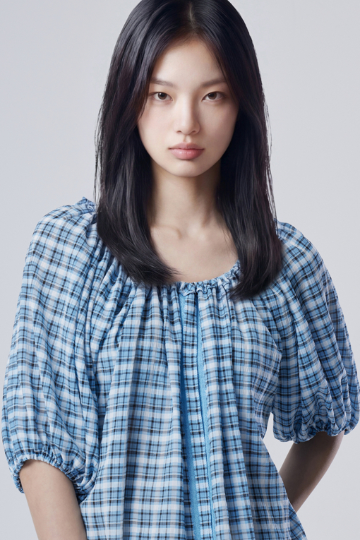 https://img.benettonmall.com/PARTS/KB/26S/BABL55631BL_MB_D2.jpg