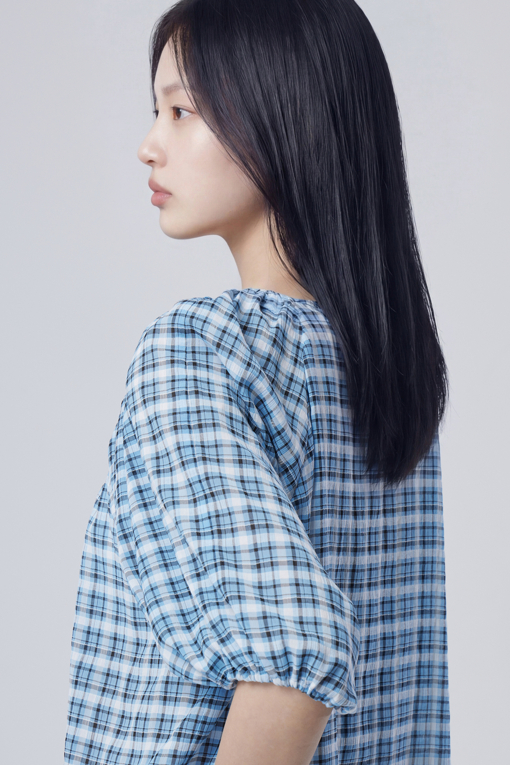 https://img.benettonmall.com/PARTS/KB/26S/BABL55631BL_MB_D3.jpg