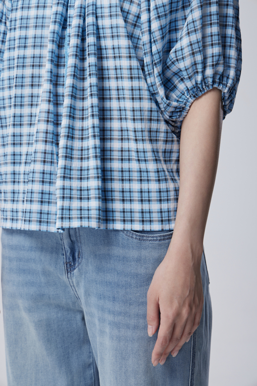 https://img.benettonmall.com/PARTS/KB/26S/BABL55631BL_MB_D4.jpg