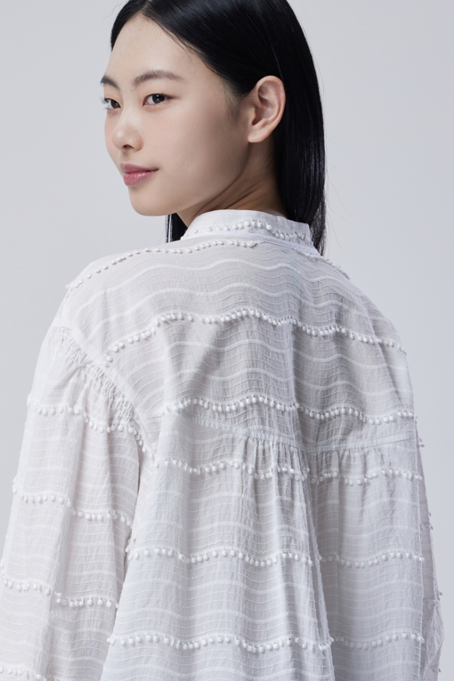 https://img.benettonmall.com/PARTS/KB/26S/BABL56631WH_MB_D3.jpg