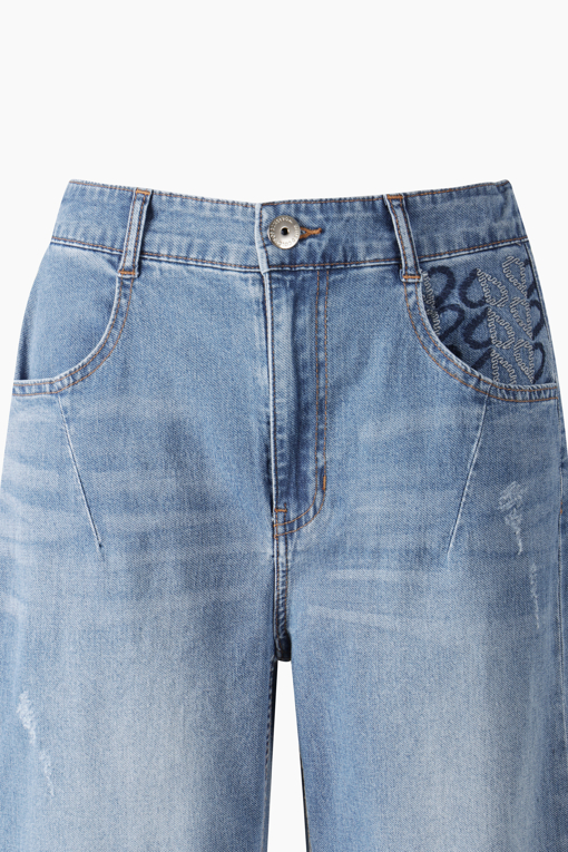 https://img.benettonmall.com/PARTS/KB/26S/BADP14611BL_MB_D2.jpg