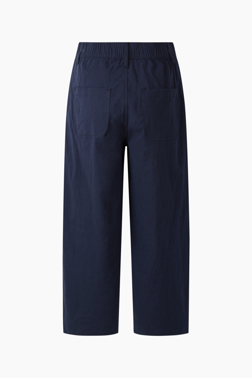 https://img.benettonmall.com/PARTS/KB/26S/BADP48631NY_MB_D1.jpg