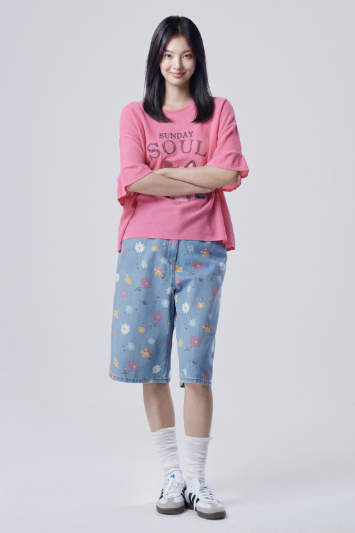 https://img.benettonmall.com/PARTS/KB/26S/BADP49631IN_MB_D5.jpg