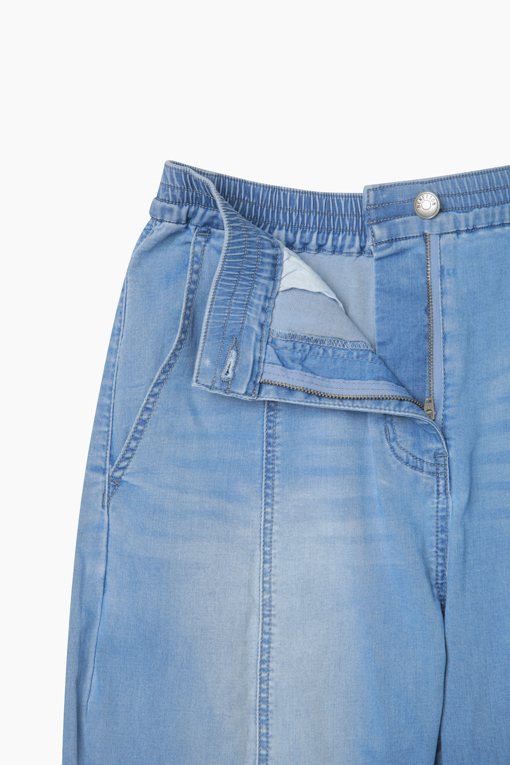 https://img.benettonmall.com/PARTS/KB/26S/BADP53631IN_MB_D16.jpg