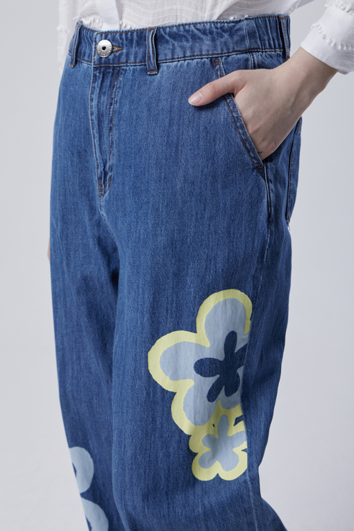 https://img.benettonmall.com/PARTS/KB/26S/BADP54631IN_MB_D2.jpg
