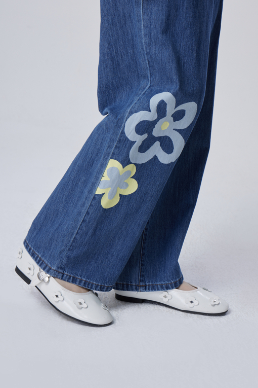 https://img.benettonmall.com/PARTS/KB/26S/BADP54631IN_MB_D4.jpg