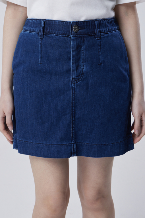 https://img.benettonmall.com/PARTS/KB/26S/BADP60631IN_MB_D2.jpg