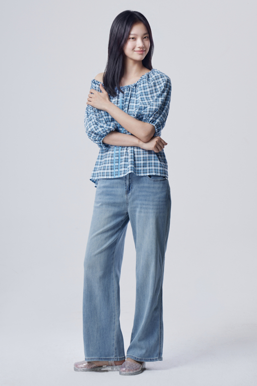 https://img.benettonmall.com/PARTS/KB/26S/BADP62631BL_MB_D5.jpg