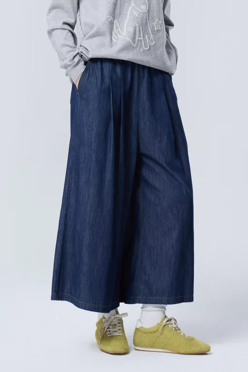 https://img.benettonmall.com/PARTS/KB/26S/BADP66631IN_MB.jpg