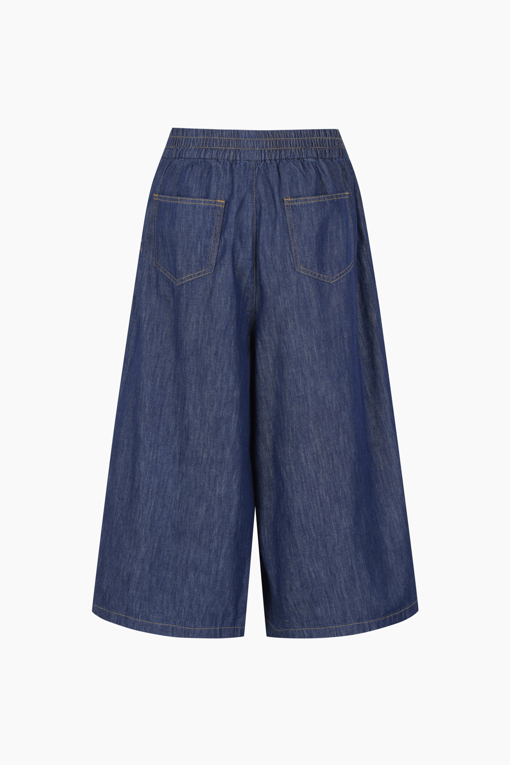 https://img.benettonmall.com/PARTS/KB/26S/BADP66631IN_MB_D11.jpg