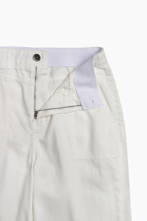 https://img.benettonmall.com/PARTS/KB/26S/BADP67631WH_MB_D5.jpg