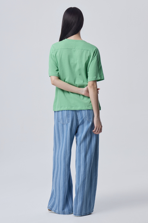 https://img.benettonmall.com/PARTS/KB/26S/BADP70631BL_MB_D1.jpg