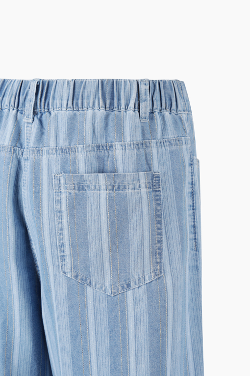 https://img.benettonmall.com/PARTS/KB/26S/BADP70631BL_MB_D14.jpg