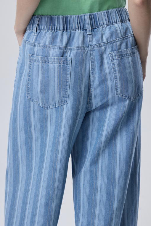 https://img.benettonmall.com/PARTS/KB/26S/BADP70631BL_MB_D4.jpg