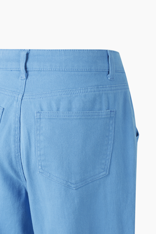 https://img.benettonmall.com/PARTS/KB/26S/BADP71631BL_MB_D4.jpg