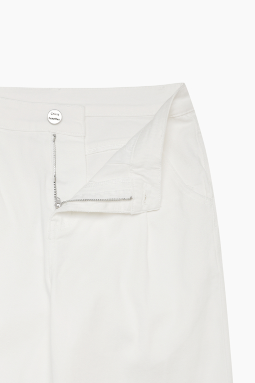 https://img.benettonmall.com/PARTS/KB/26S/BADP71631WH_MB_D5.jpg