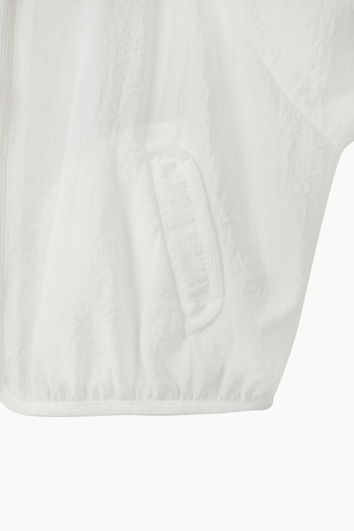https://img.benettonmall.com/PARTS/KB/26S/BAJP64631WH_MB_D14.jpg