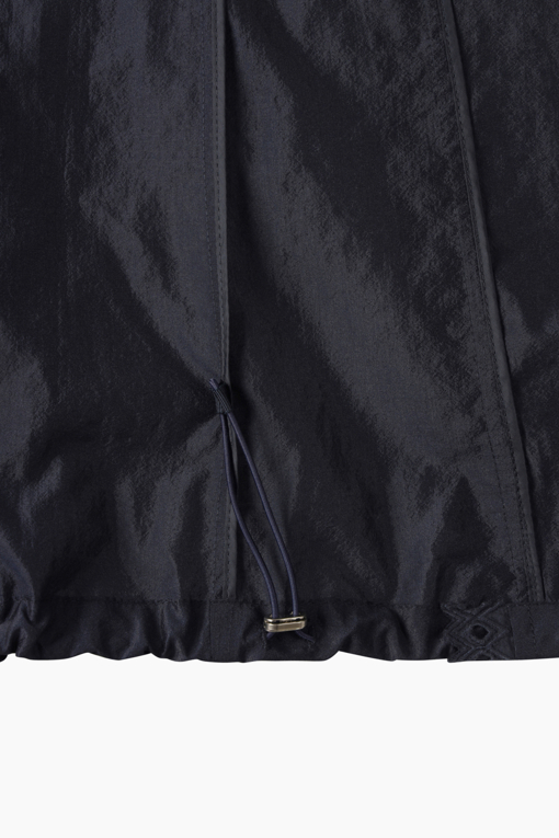 https://img.benettonmall.com/PARTS/KB/26S/BAJP67631NY_MB_D5.jpg
