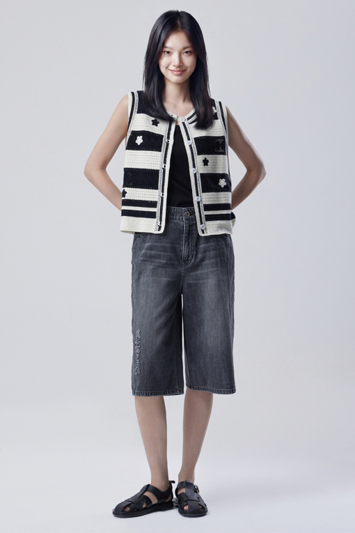 https://img.benettonmall.com/PARTS/KB/26S/BAJP71631IV_MB_D7.jpg