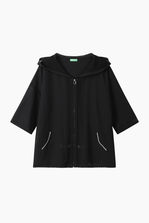https://img.benettonmall.com/PARTS/KB/26S/BAKC63631BK_MB_D10.jpg