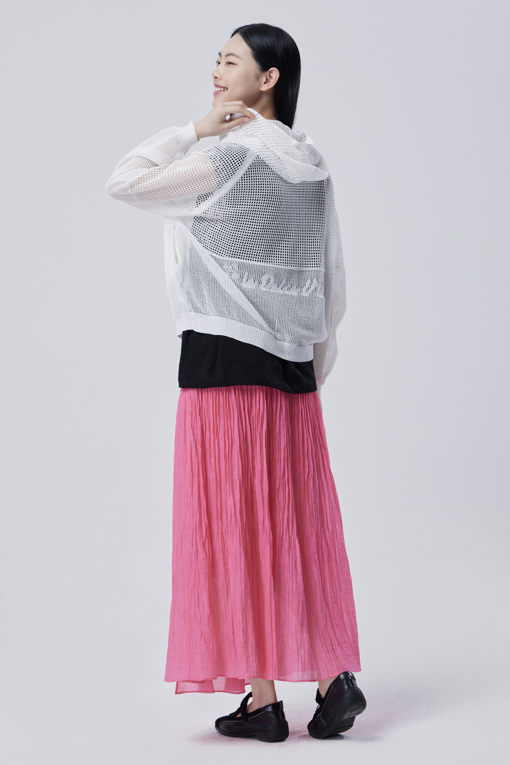 https://img.benettonmall.com/PARTS/KB/26S/BAKC72631IV_MB_D1.jpg